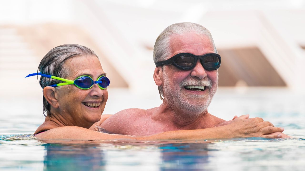 Todo lo que tienes que saber del Aquagym para personas mayores - Durcal